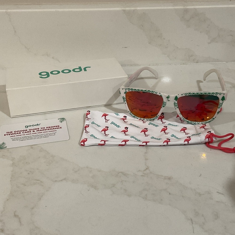 Goodr Sunglasses OG Merry Flocking Christmas Limited Edition Holiday  Running